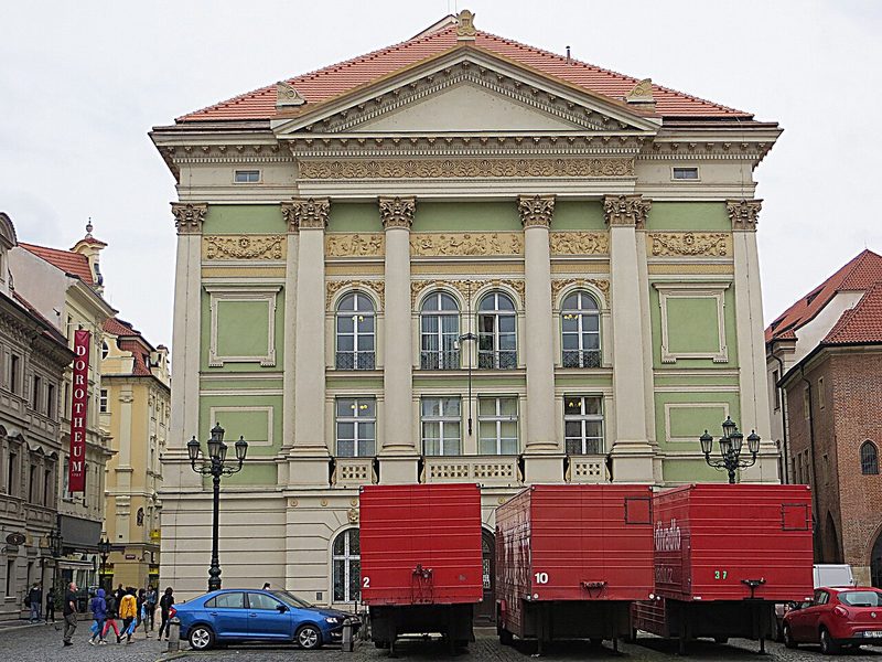 Stavovské divadlo