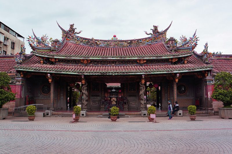 Dalongdong Baoan Temple