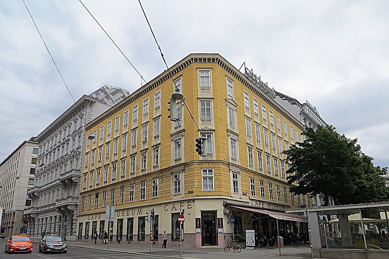 Café Museum