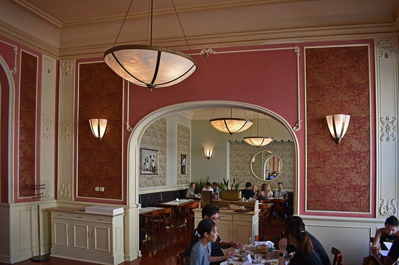 Café Louvre